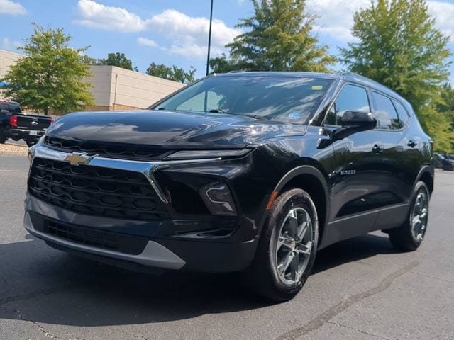 Used 2024 Chevrolet Blazer LT w/ Convenience Package FWD image 7