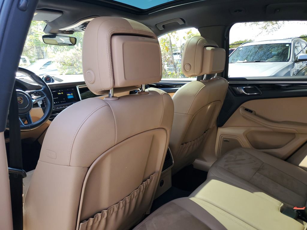 Used 2021 Porsche Macan image 12