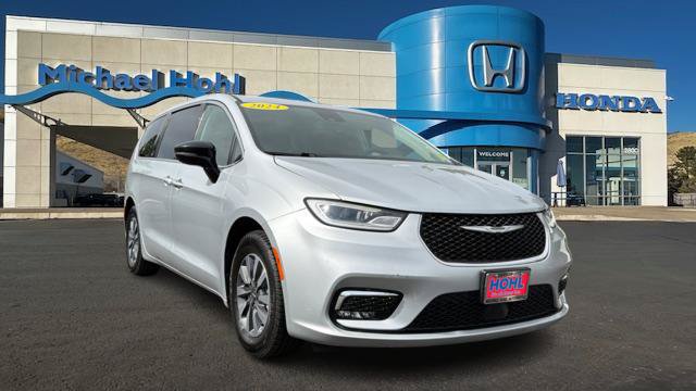 Used 2024 Chrysler Pacifica Limited FWD 360° Tour