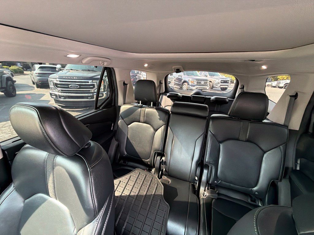 Used 2025 Honda Pilot Touring image 34