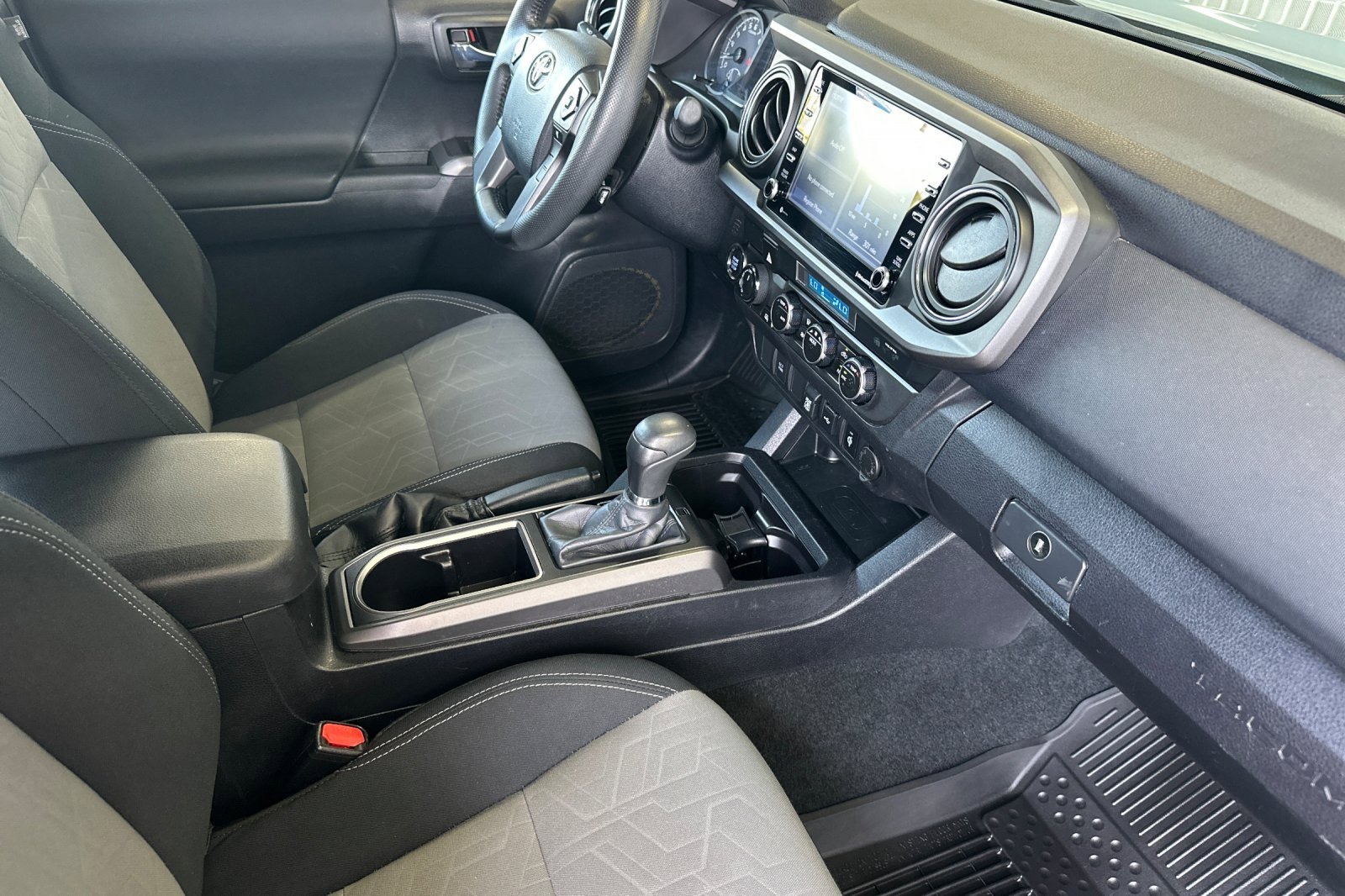 Certified 2023 Toyota Tacoma TRD Off-Road AWD/4WD image 14