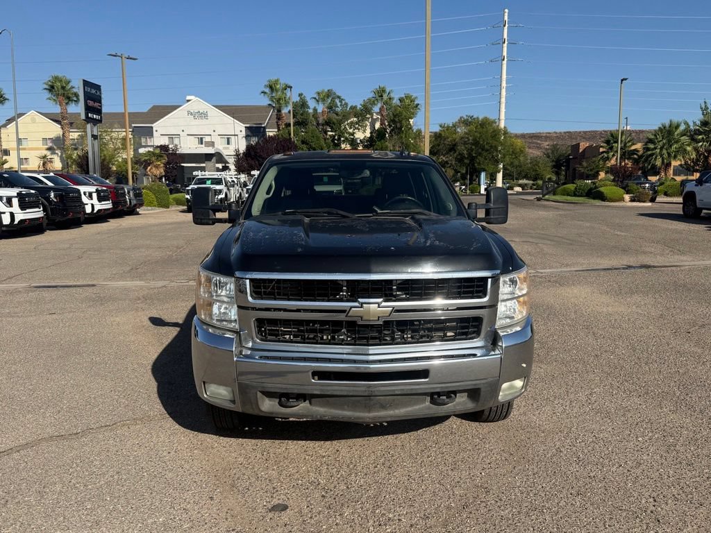 Used 2008 Chevrolet Silverado 3500 LTZ AWD/4WD image 2