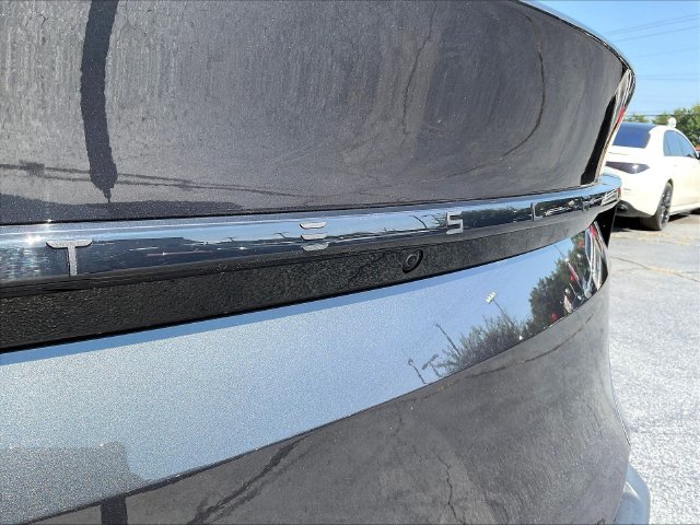 Used 2026 Tesla Model Y 2WD image 25