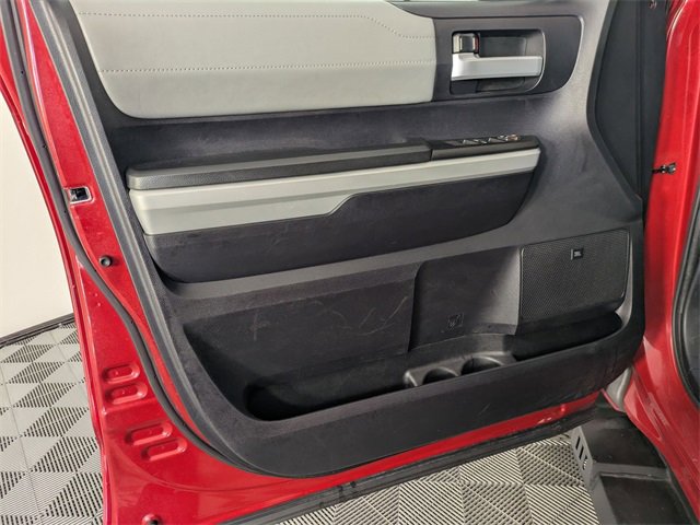 Used 2021 Toyota Tundra Limited w/ Limited Premium Package image 10
