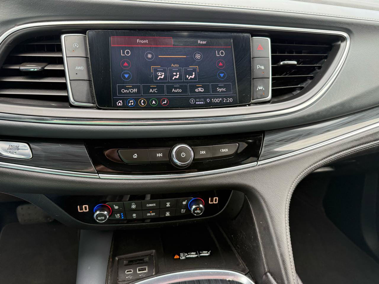 Used 2022 Buick Enclave Premium AWD/4WD image 34