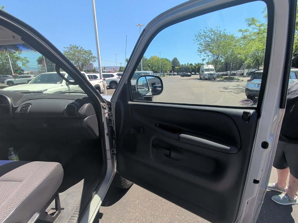 Used 2001 Dodge Ram 1500 Truck 4x4 Regular Cab image 9