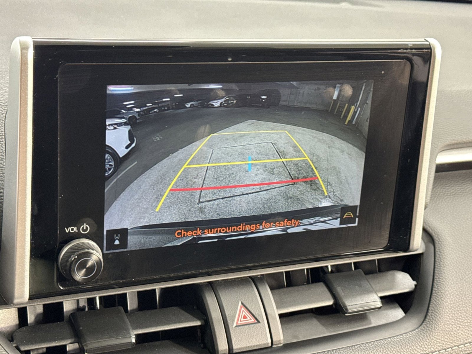 Used 2025 Toyota RAV4 XLE AWD/4WD image 31