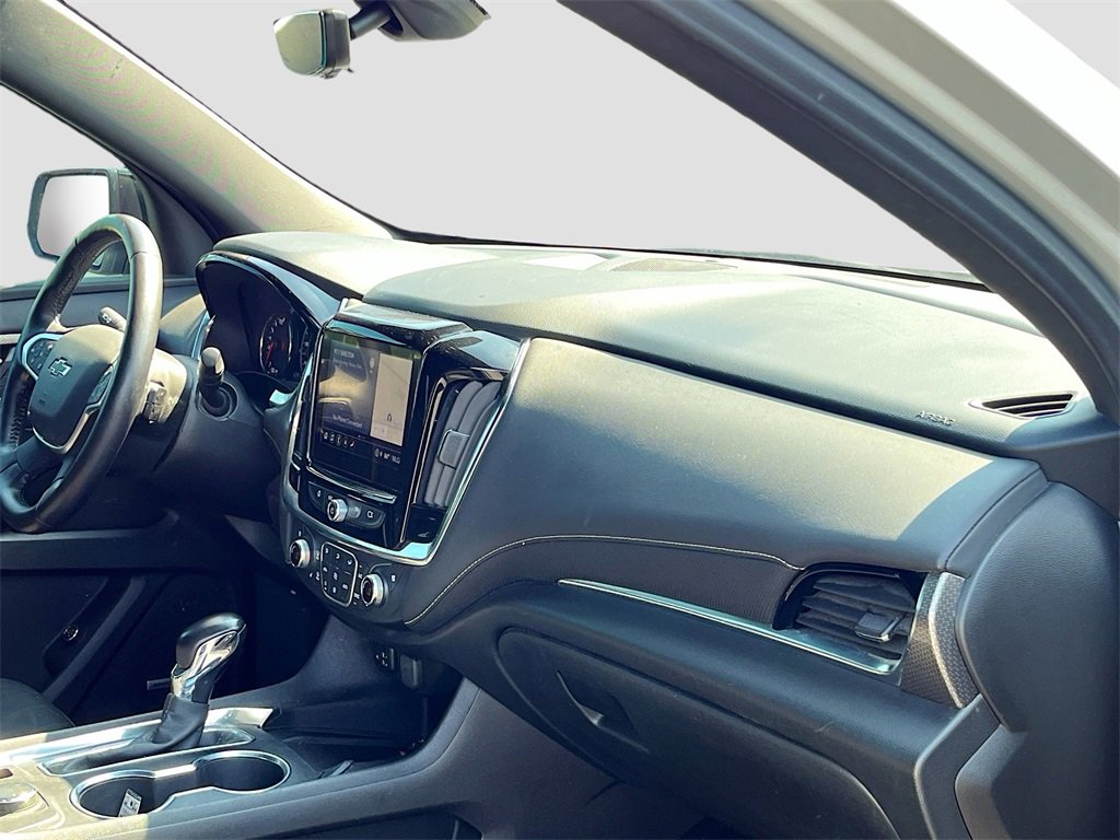 Used 2022 Chevrolet Traverse Premier w/ Redline Edition image 32