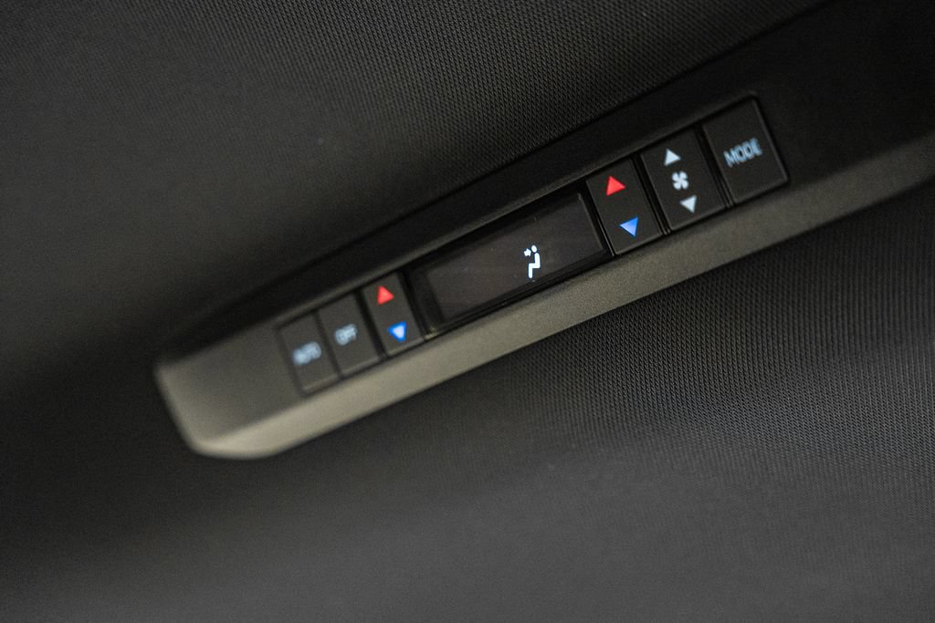 New 2026 Toyota Sienna XLE Woodland Edition AWD/4WD image 38
