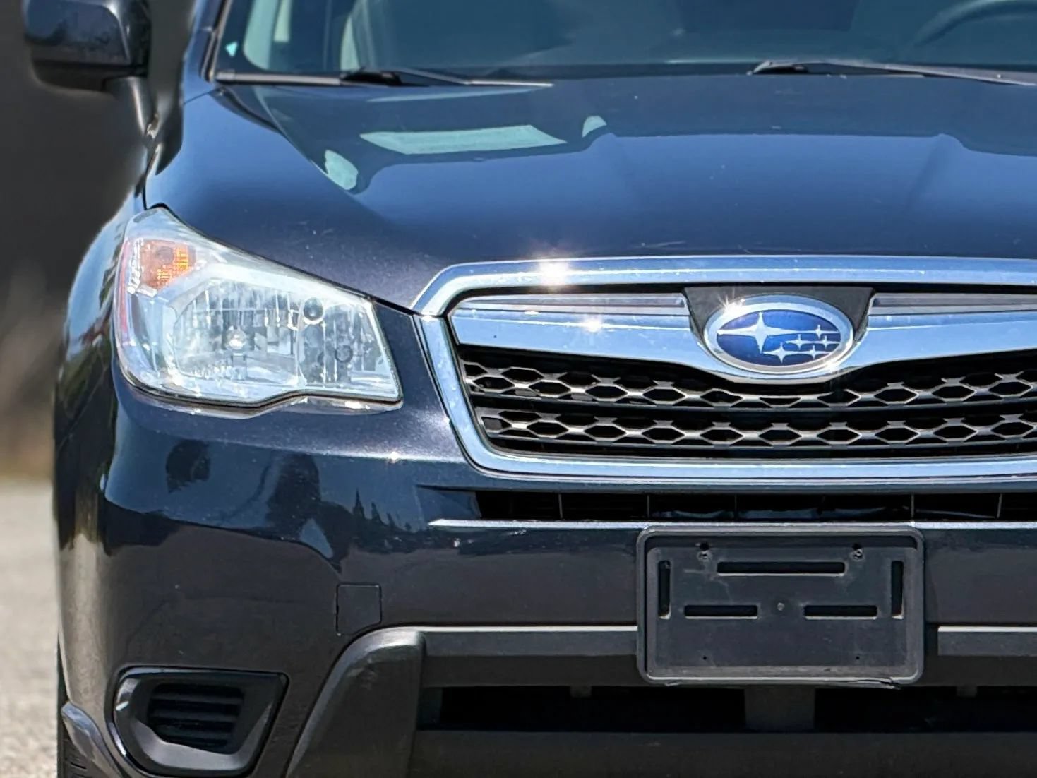 Used 2015 Subaru Forester 2.5i Premium w/ All-Weather Package AWD/4WD image 11