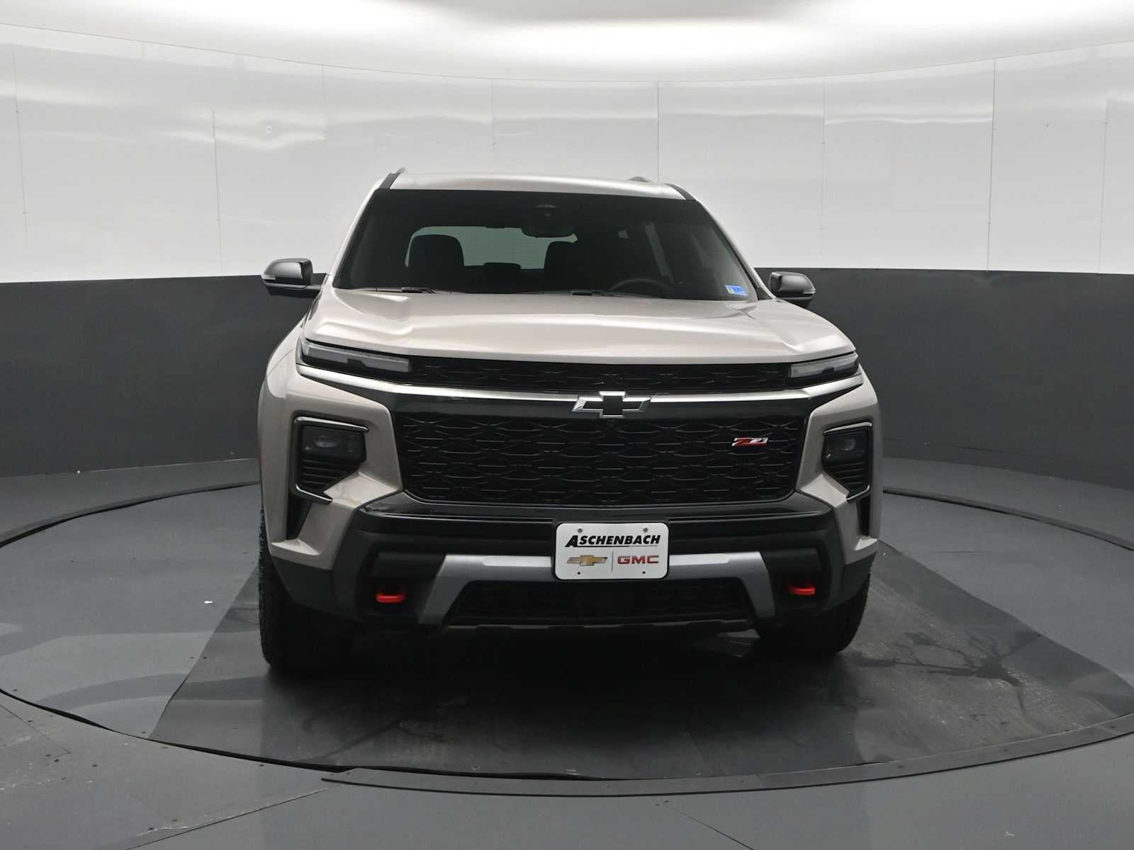 Used 2026 Chevrolet Traverse Z71 w/ Driver Confidence Package AWD/4WD image 7