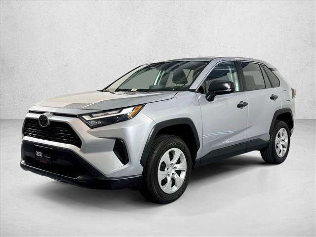 Used 2024 Toyota RAV4 LE FWD image 3