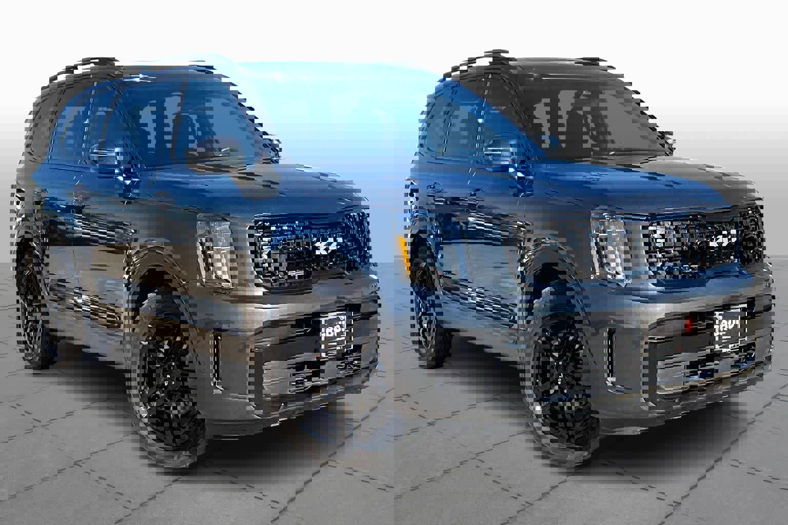 Used 2024 Kia Telluride EX X-Line image 3