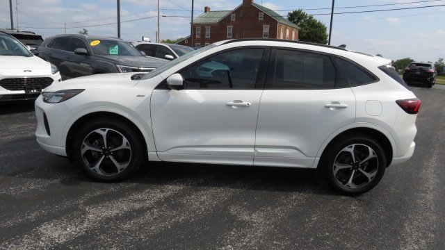 Certified 2023 Ford Escape ST-Line Select w/ Tech Pack #2 image 7