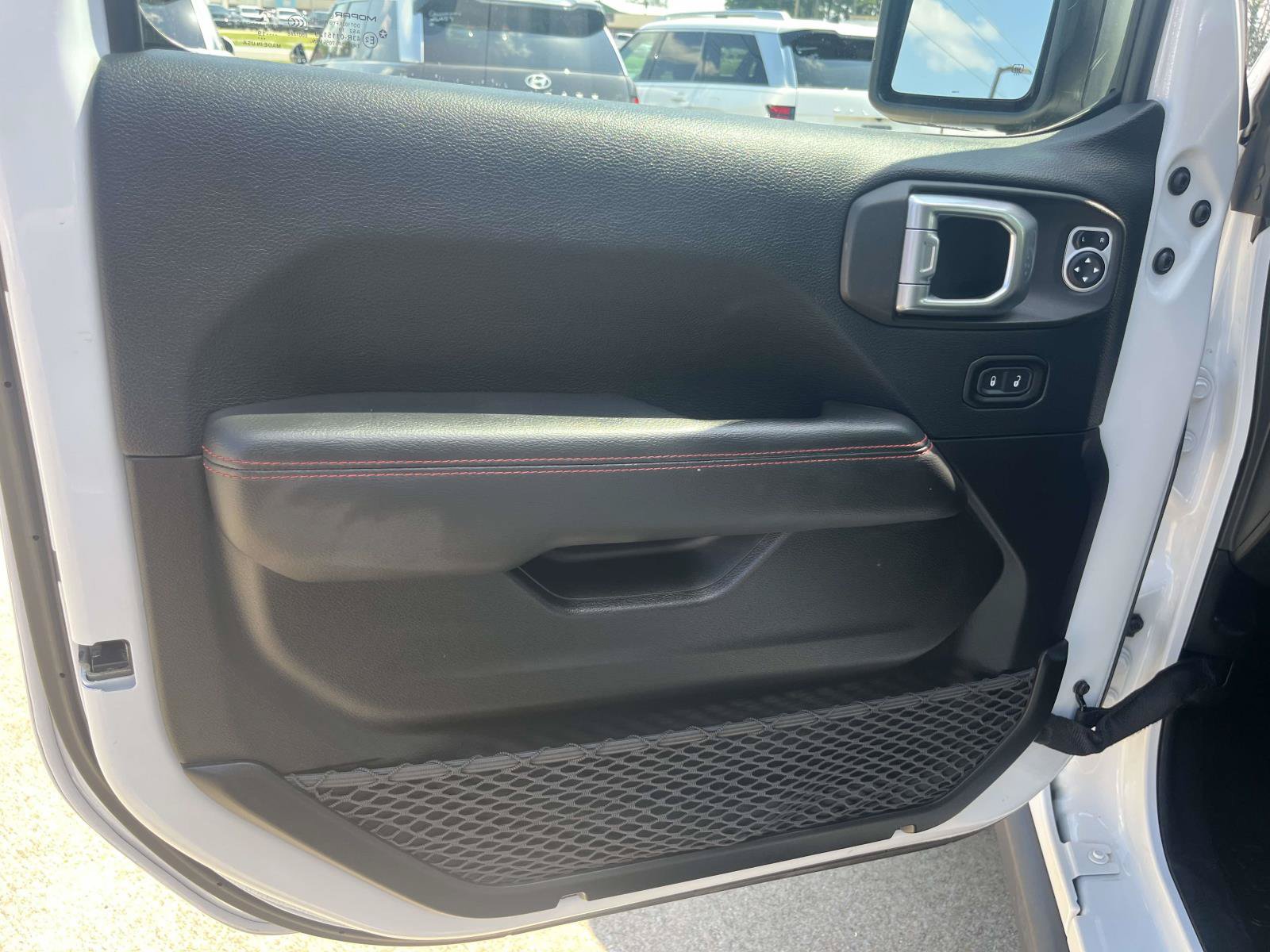 Used 2019 Jeep Wrangler Unlimited Rubicon AWD/4WD image 14