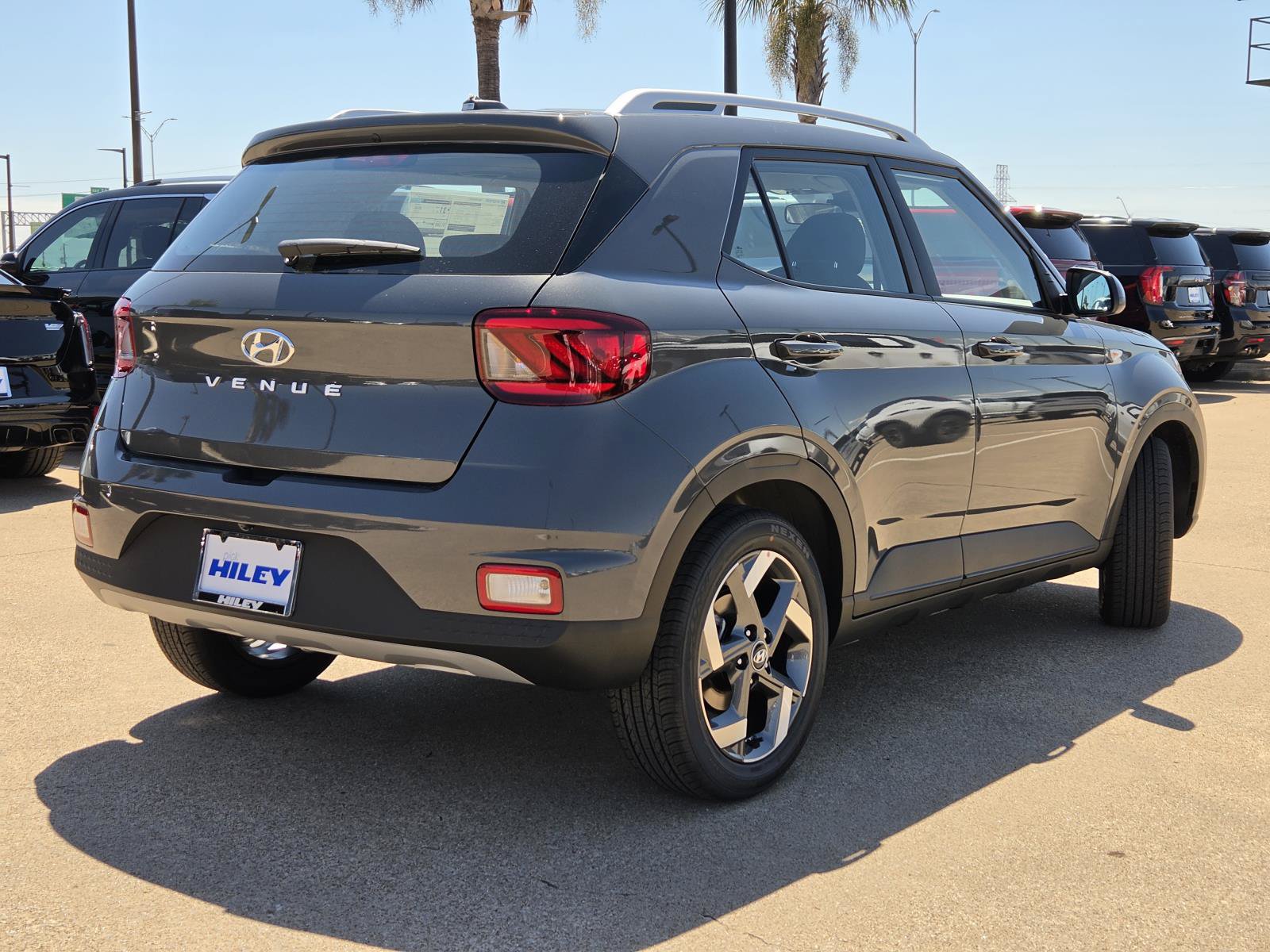 New 2026 Hyundai Venue SEL FWD image 5