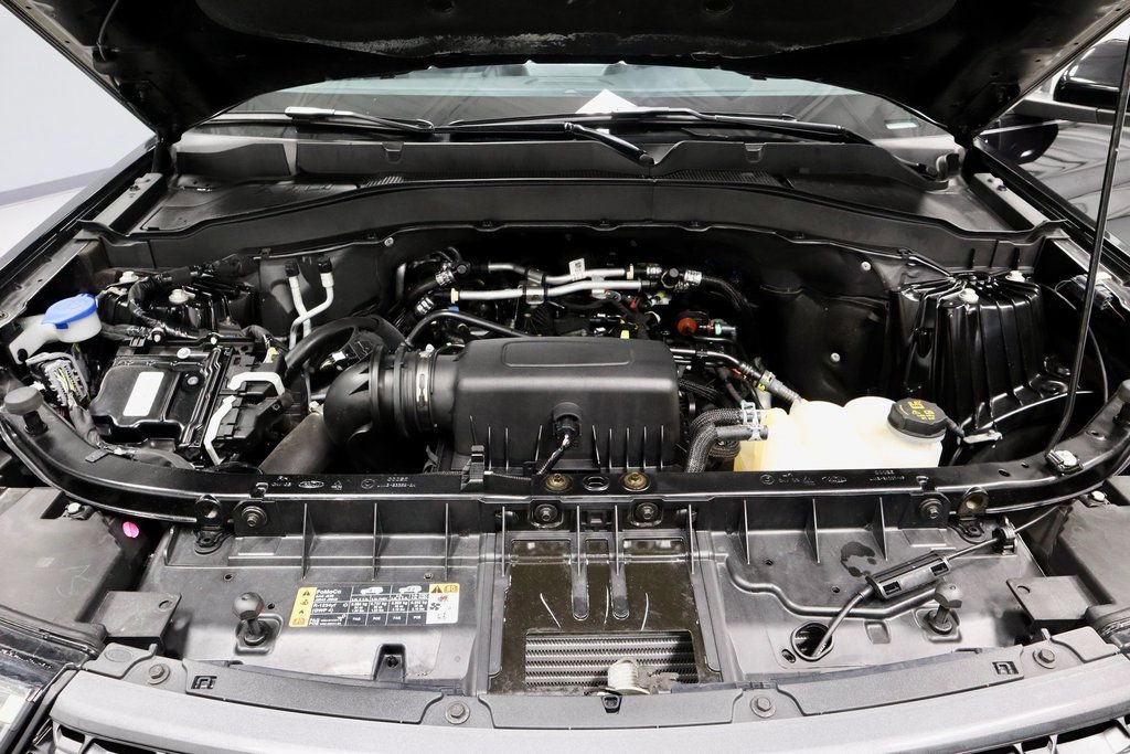 Certified 2023 Ford Explorer XLT w/ Equipment Group 202A image 18
