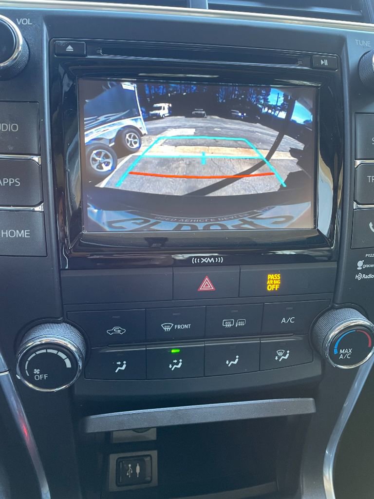 Used 2017 Toyota Camry LE image 12