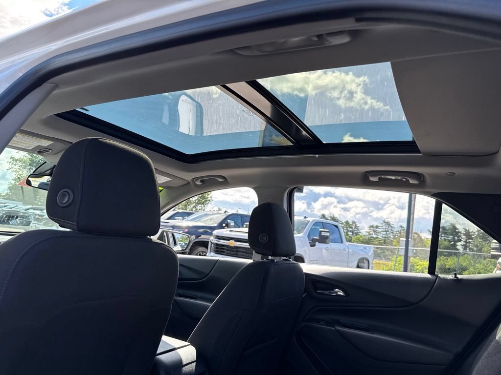 Used 2022 Chevrolet Equinox LT AWD/4WD image 19