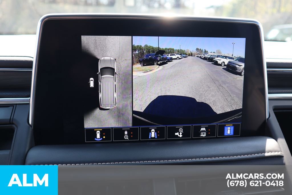 Used 2023 GMC Yukon SLT w/ SLT Premium Package AWD/4WD image 34