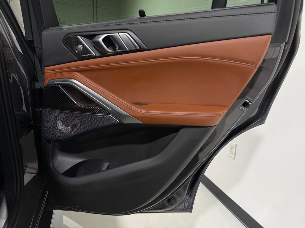 Used 2023 BMW X6 M50i w/ Executive Package image 29