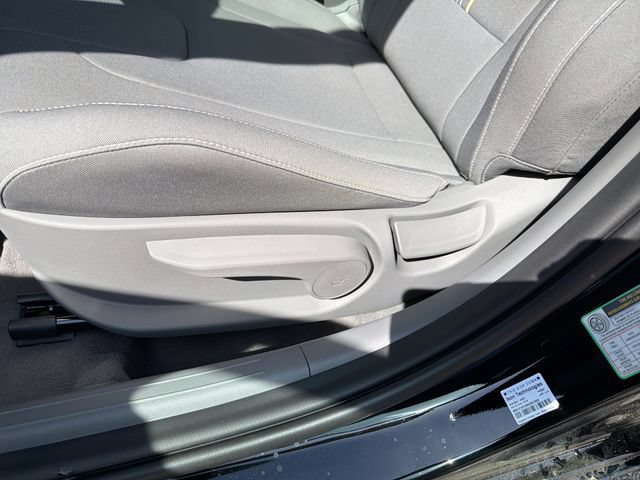 New 2026 Hyundai Elantra Sport FWD image 16