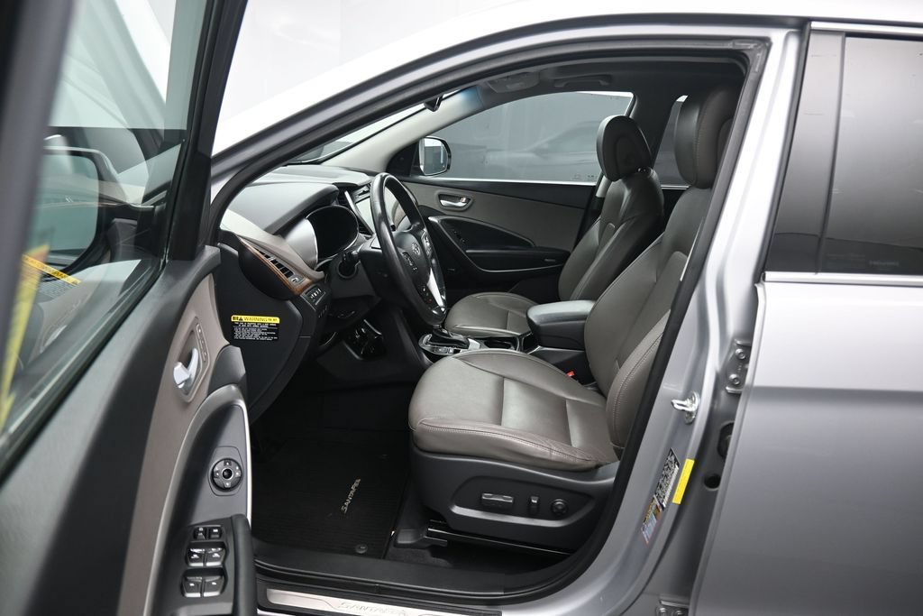 Used 2018 Hyundai Santa Fe AWD w/ SE Ultimate Tech Package 03 image 12
