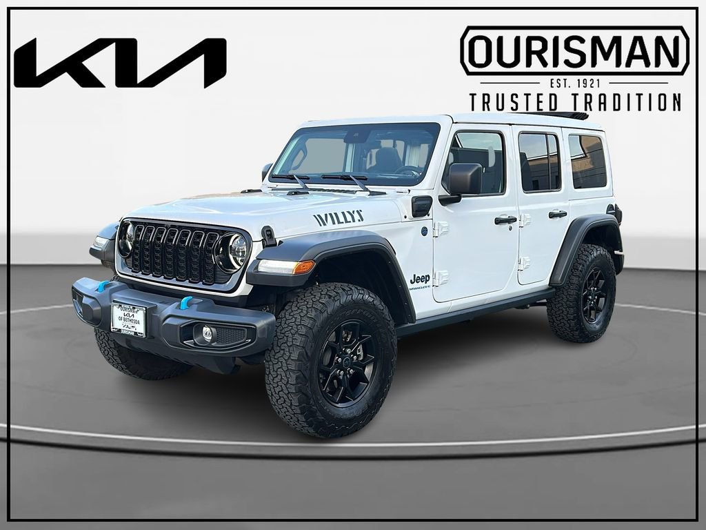 Used 2024 Jeep Wrangler Unlimited image 2