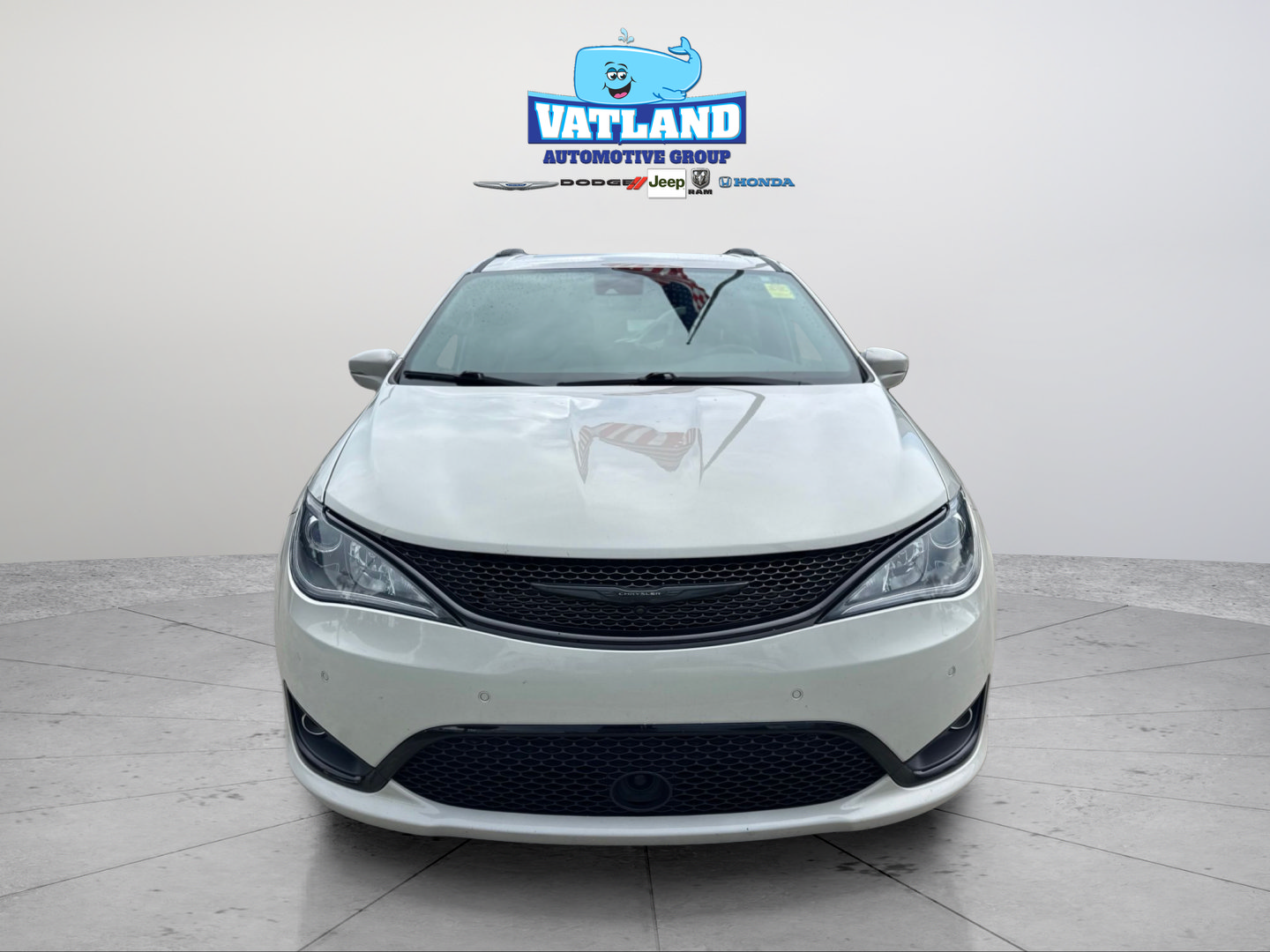 Certified 2020 Chrysler Pacifica Limited FWD image 8