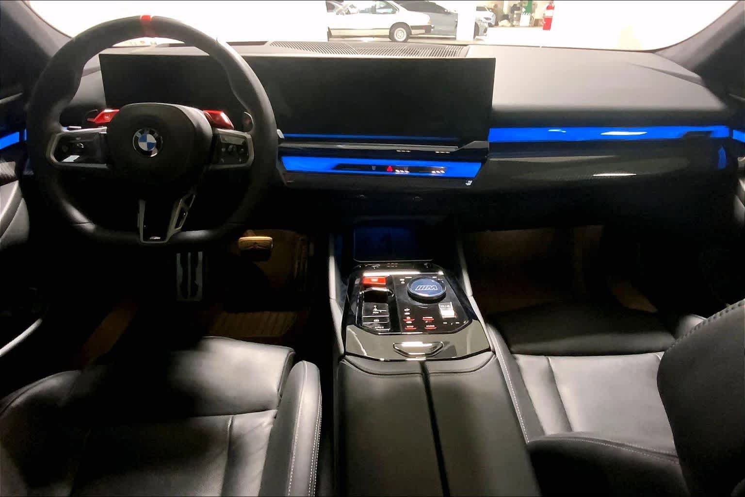 Used 2025 BMW M5 Touring w/ Executive Package AWD/4WD image 15
