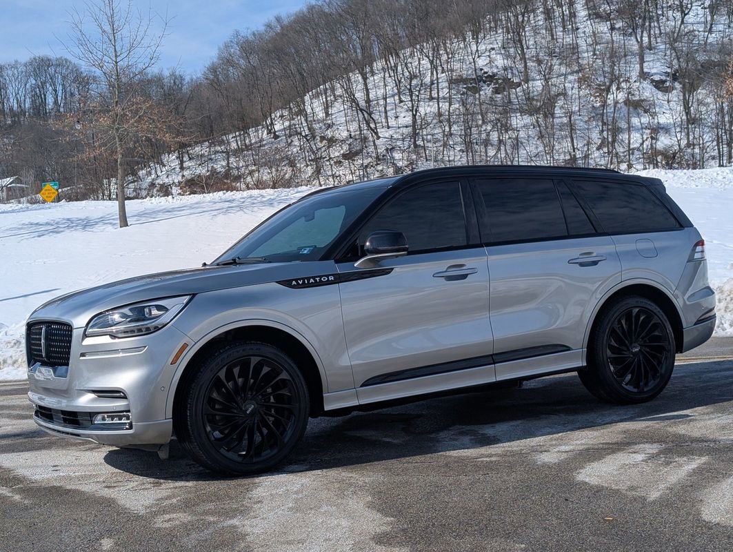 Used 2023 Lincoln Aviator Black Label w/ Jet Package image 14