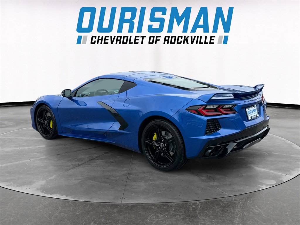 Used 2021 Chevrolet Corvette Stingray Premium Cpe w/ Z51 Performance Package image 4