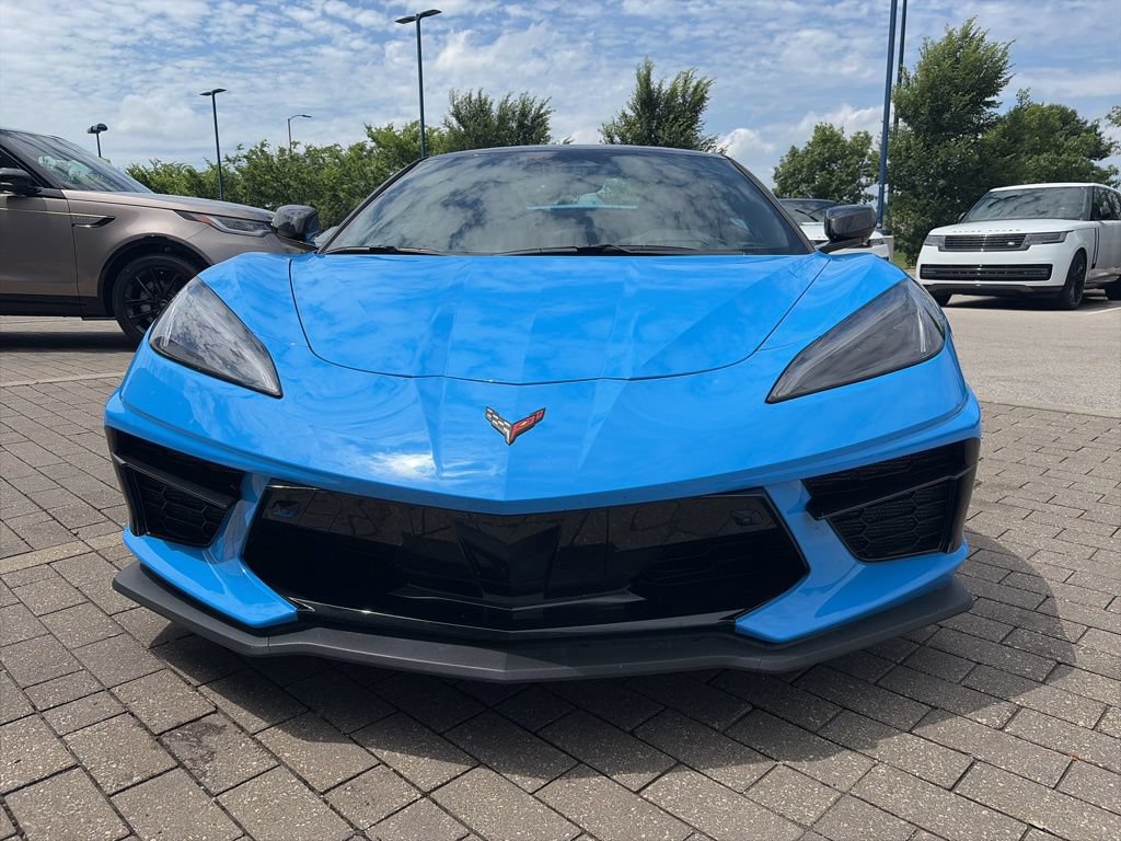 Used 2025 Chevrolet Corvette Stingray Preferred Conv w/ Stealth Interior Trim Package RWD image 3