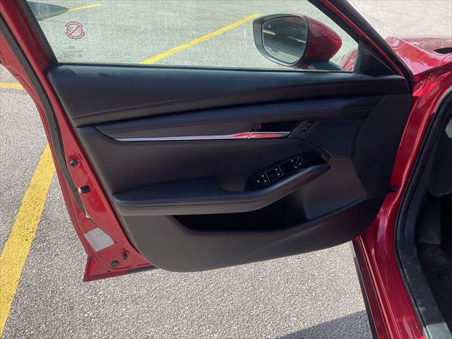 Used 2025 MAZDA MAZDA3 s FWD image 22
