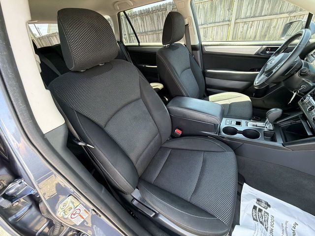Used 2017 Subaru Outback 2.5i Premium AWD/4WD image 29