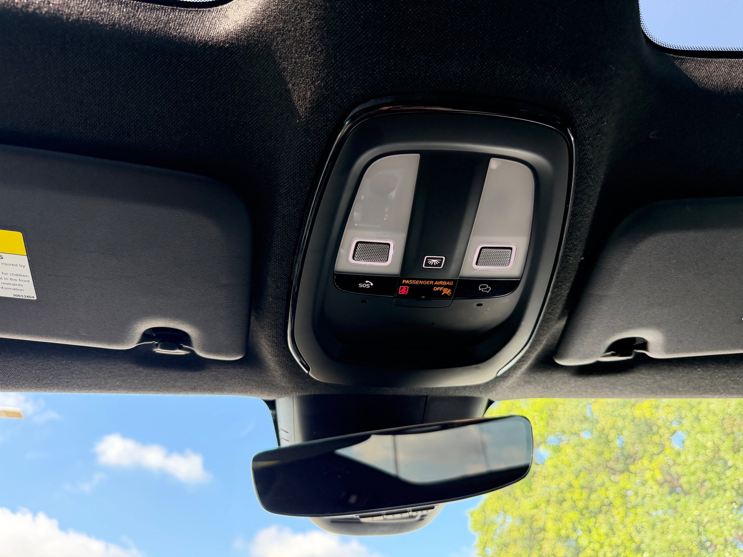 Certified 2023 Volvo C40 P8 Recharge Plus AWD/4WD image 21