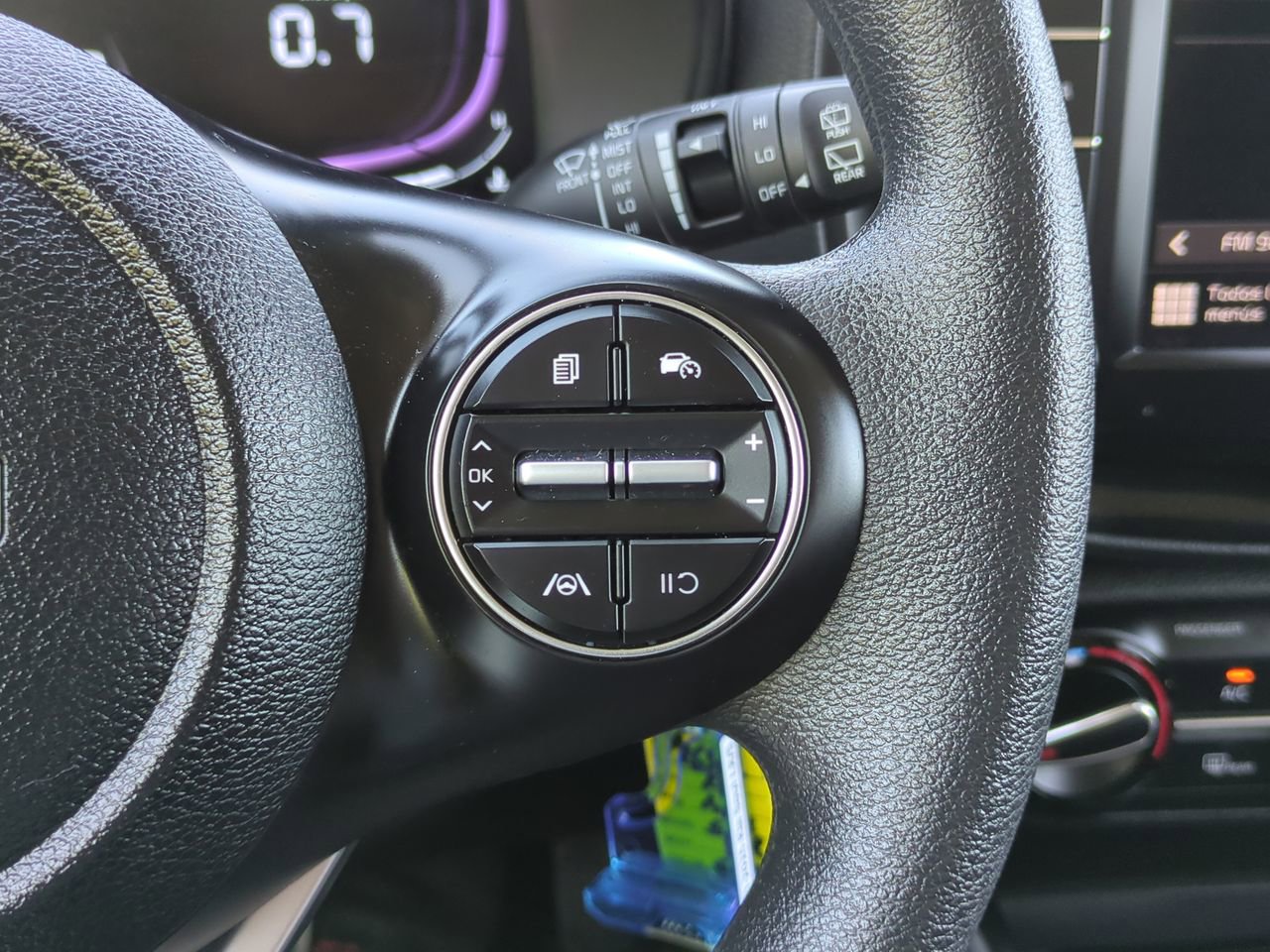 Certified 2025 Kia Soul LX image 24