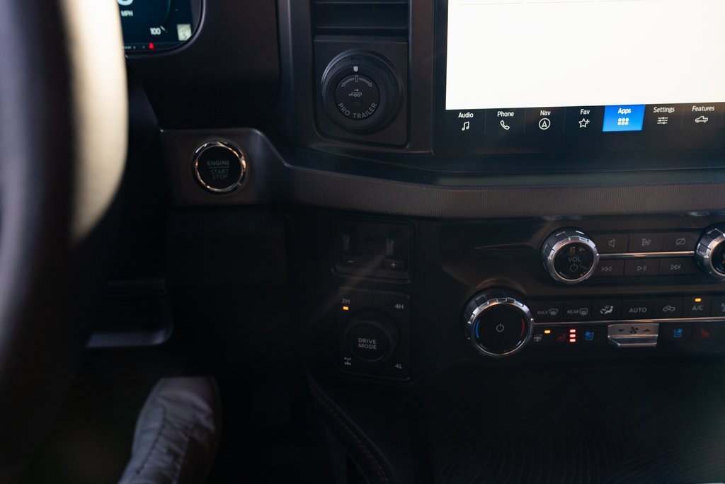 Used 2024 Ford F350 Platinum image 17