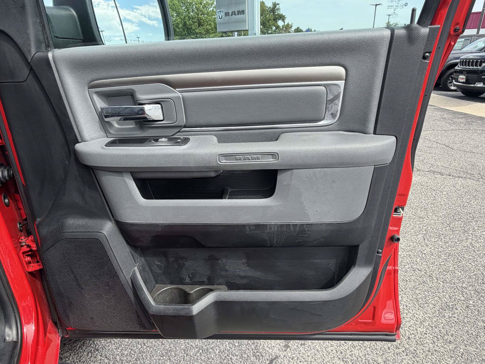 Used 2016 RAM 1500 Big Horn AWD/4WD image 34