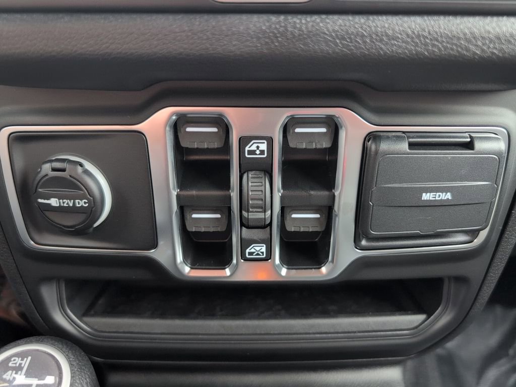 New 2025 Jeep Wrangler Sport S image 25