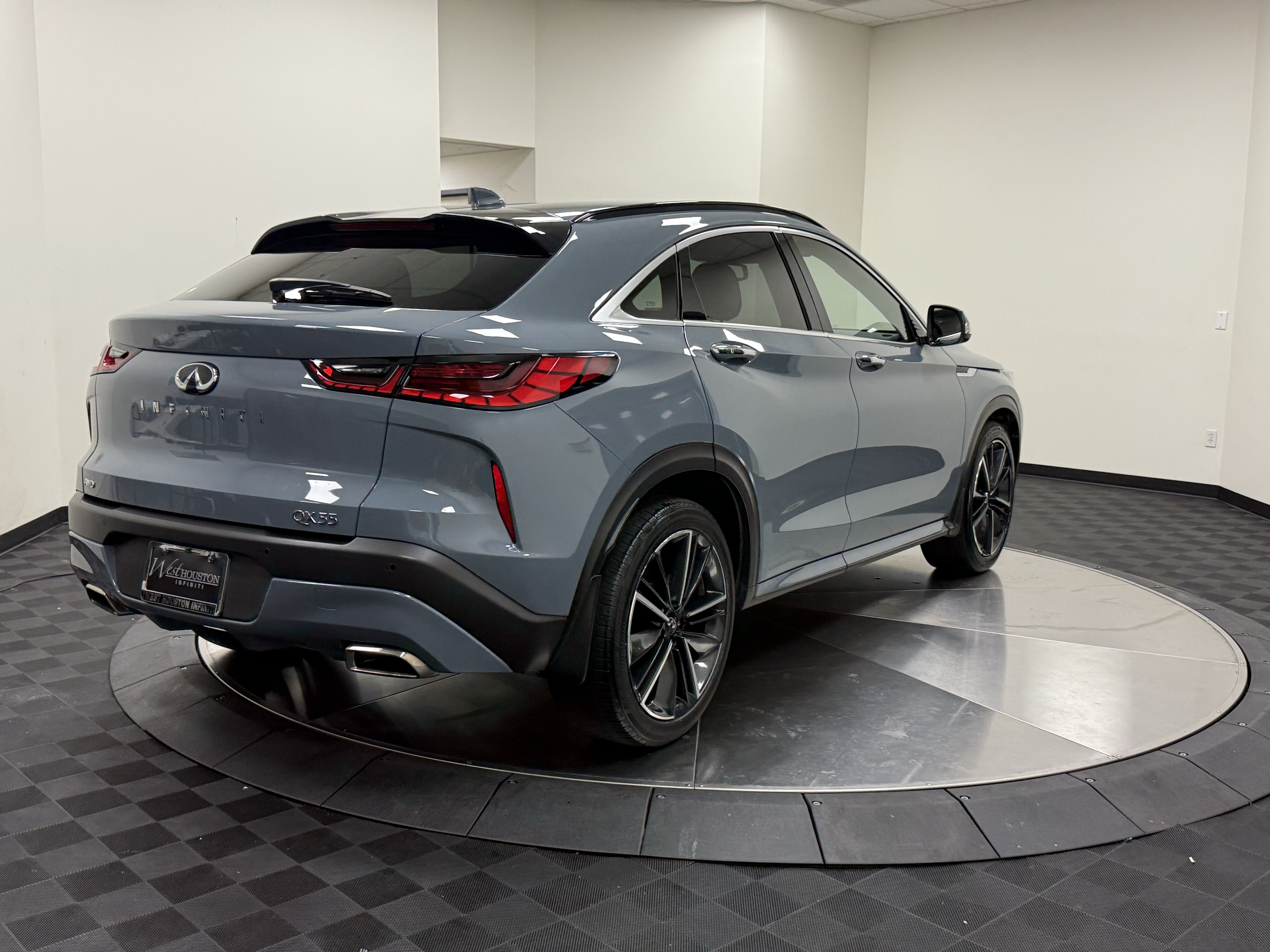 Certified 2023 INFINITI QX55 Luxe w/ Cargo Package AWD/4WD image 7