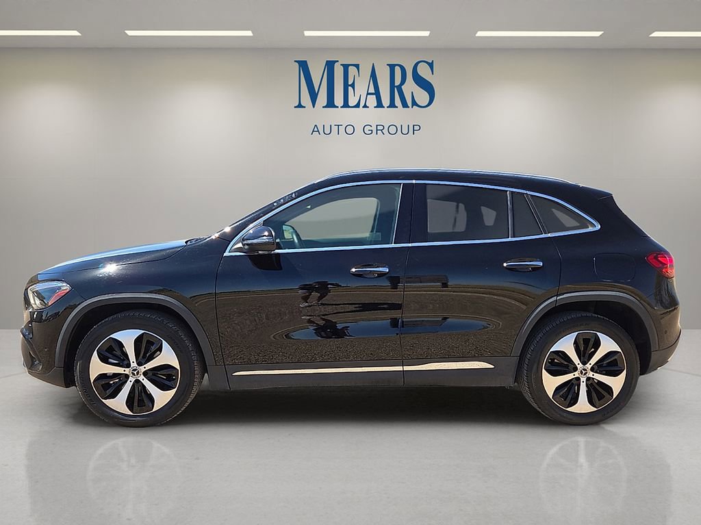 Used 2025 Mercedes-Benz GLA 250 4MATIC image 2