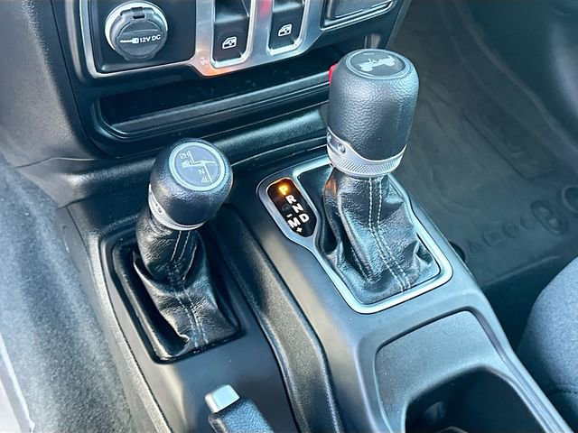 Used 2024 Jeep Wrangler Sport S AWD/4WD image 16