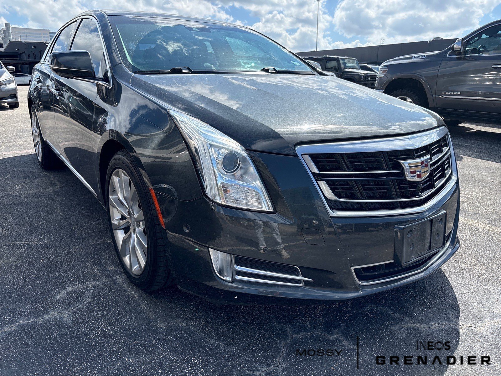 Used 2017 Cadillac XTS Luxury w/ Driver Awareness Package FWD image 1