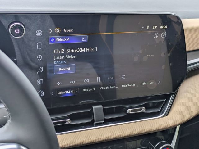 New 2026 Chevrolet Equinox ACTIV image 16