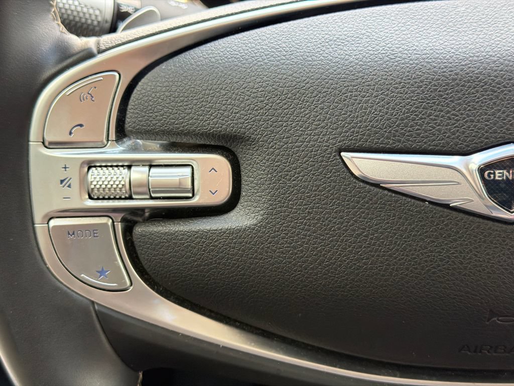 Used 2024 Genesis GV70 2.5T w/ Select Package AWD/4WD image 29