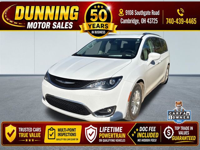 Used 2018 Chrysler Pacifica Touring-L Plus FWD image 1