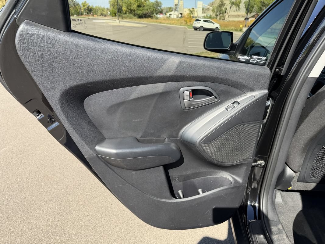 Used 2015 Hyundai Tucson GLS AWD/4WD image 12