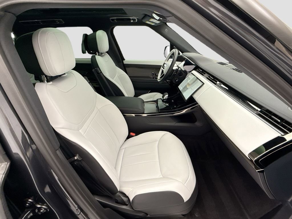 Certified 2025 Land Rover Range Rover Sport Dynamic SE AWD/4WD image 19