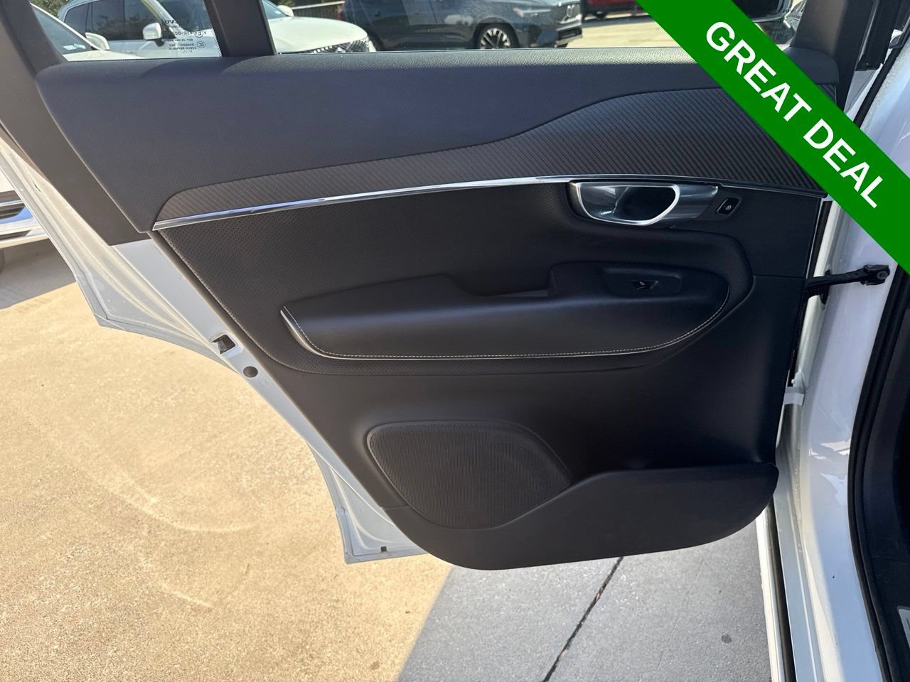 Used 2018 Volvo XC90 T6 R-Design w/ Convenience Package AWD/4WD image 18
